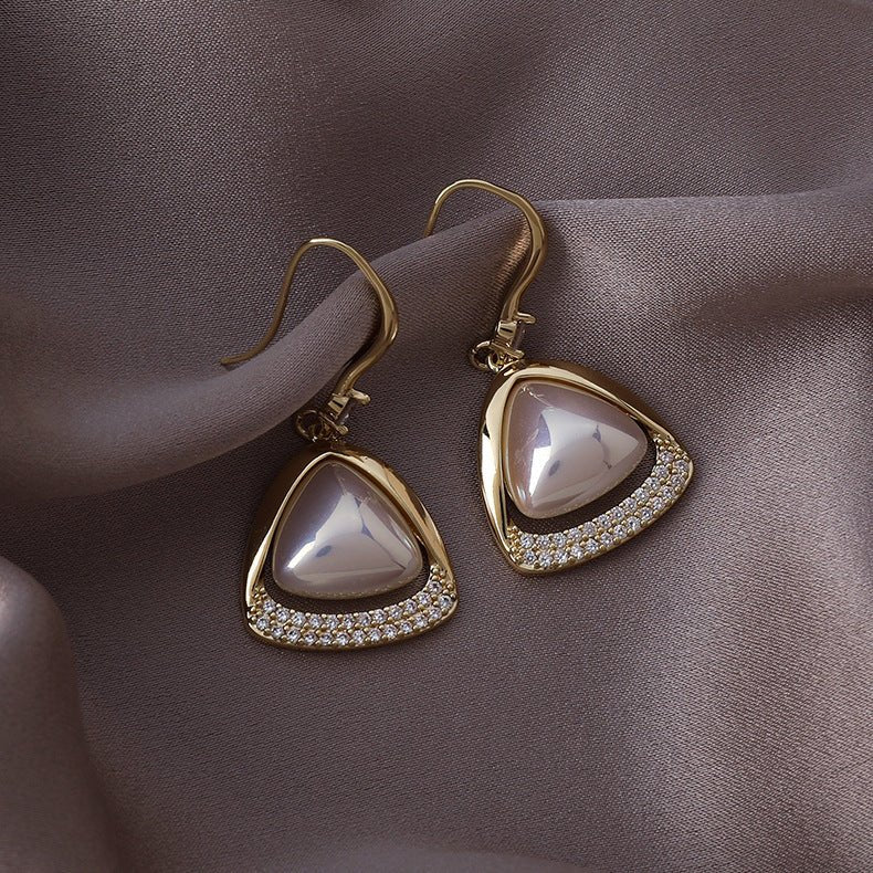 Sparkling Diamond Triangle Pearl Earrings-Jewearrings