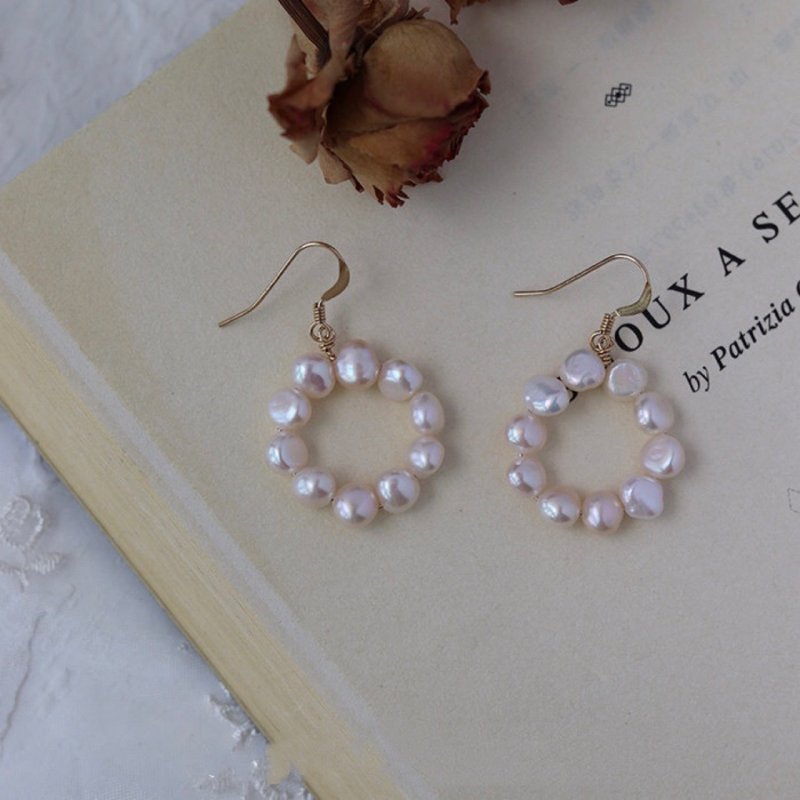 Special-shaped Strong Light Baroque Fresh Water Pearl Earrings-Jewearrings