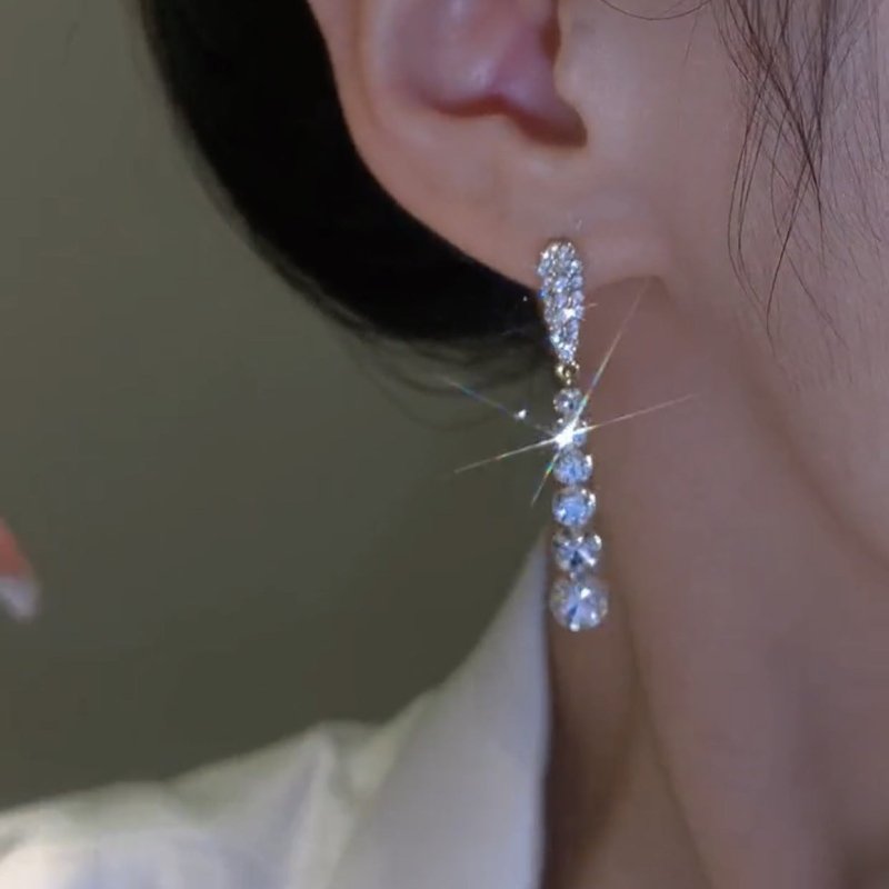 Sterling Silver Needle High-grade Long Rhinestone Tassel Earrings-Jewearrings