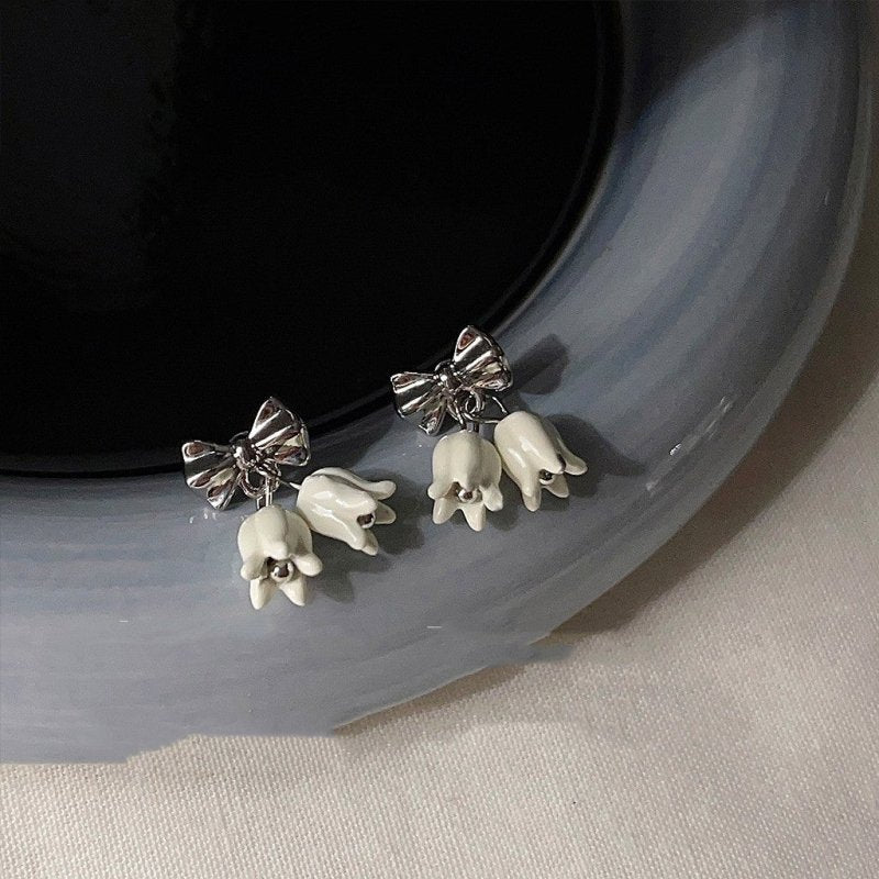 Sterling Silver Needle Paint Linglan Flower Stud Earrings-Jewearrings