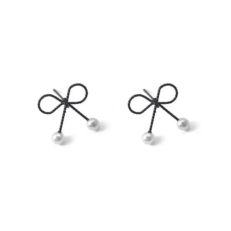 Sweet Black Pearl Bow Earrings | Classic & Elegant-Jewearrings