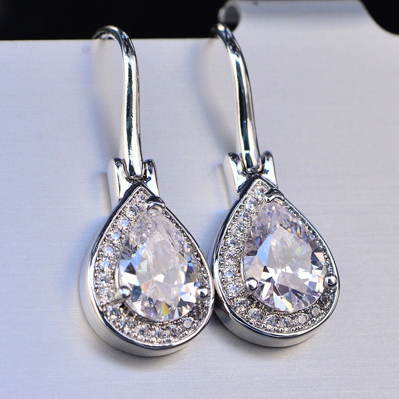 The New Drop-shaped Zircon Diamond Earrings Are Versatile-Jewearrings