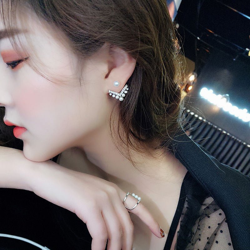 The New Korean Version Of The Rear Hanging V-shaped Diamond Pearl Earrings Female Net Red Simple Fashion Girl Heart Temperament Earrings-Jewearrings