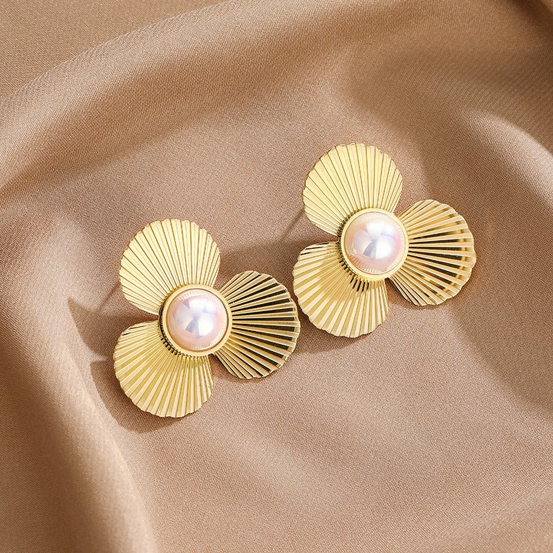 Titanium Earrings Fashion Flower Pearl Earrings-Jewearrings