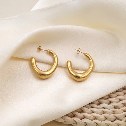 Titanium Earrings: Graceful C-Shaped Earrings-Jewearrings