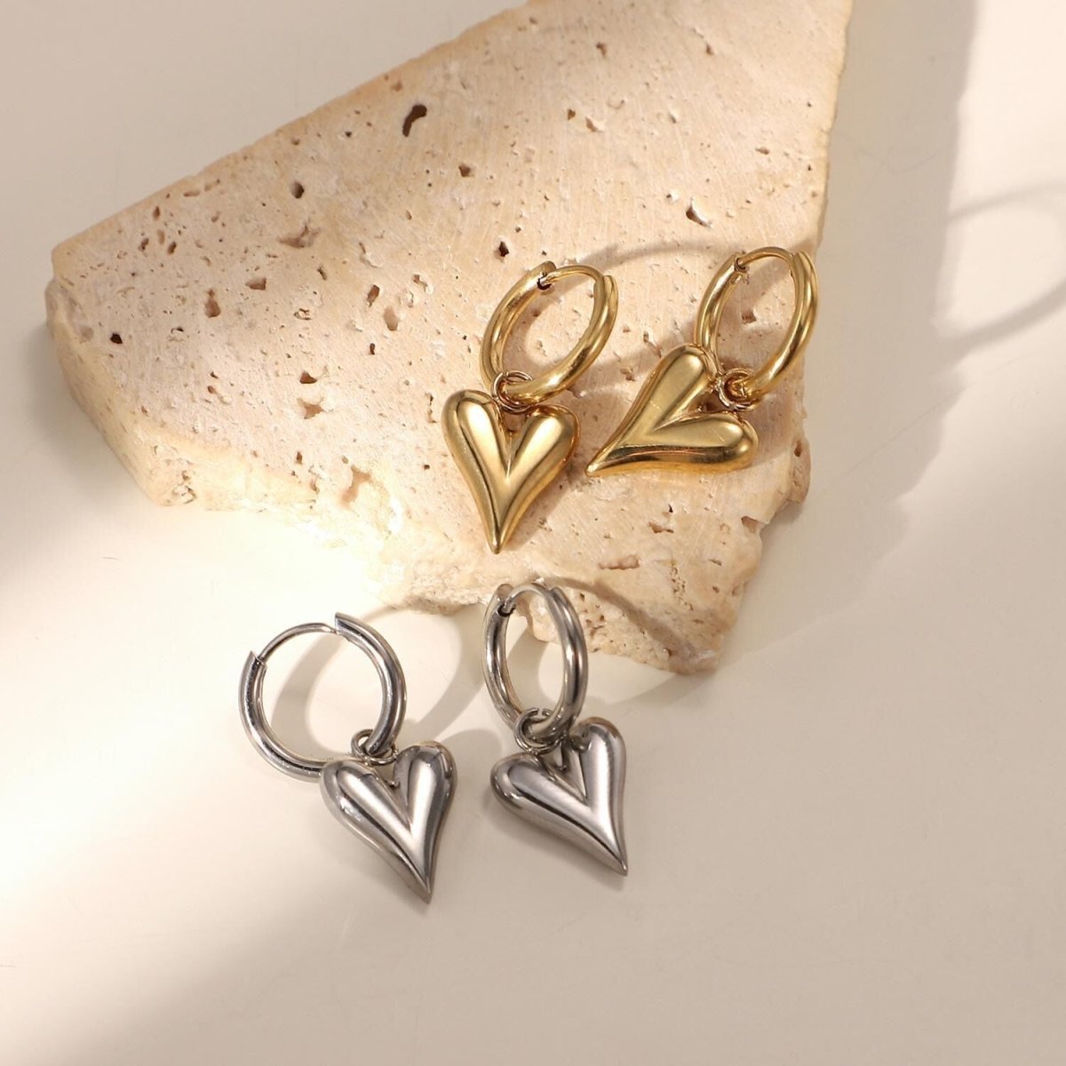 Titanium Earrings Retro Three-dimensional Love-Jewearrings