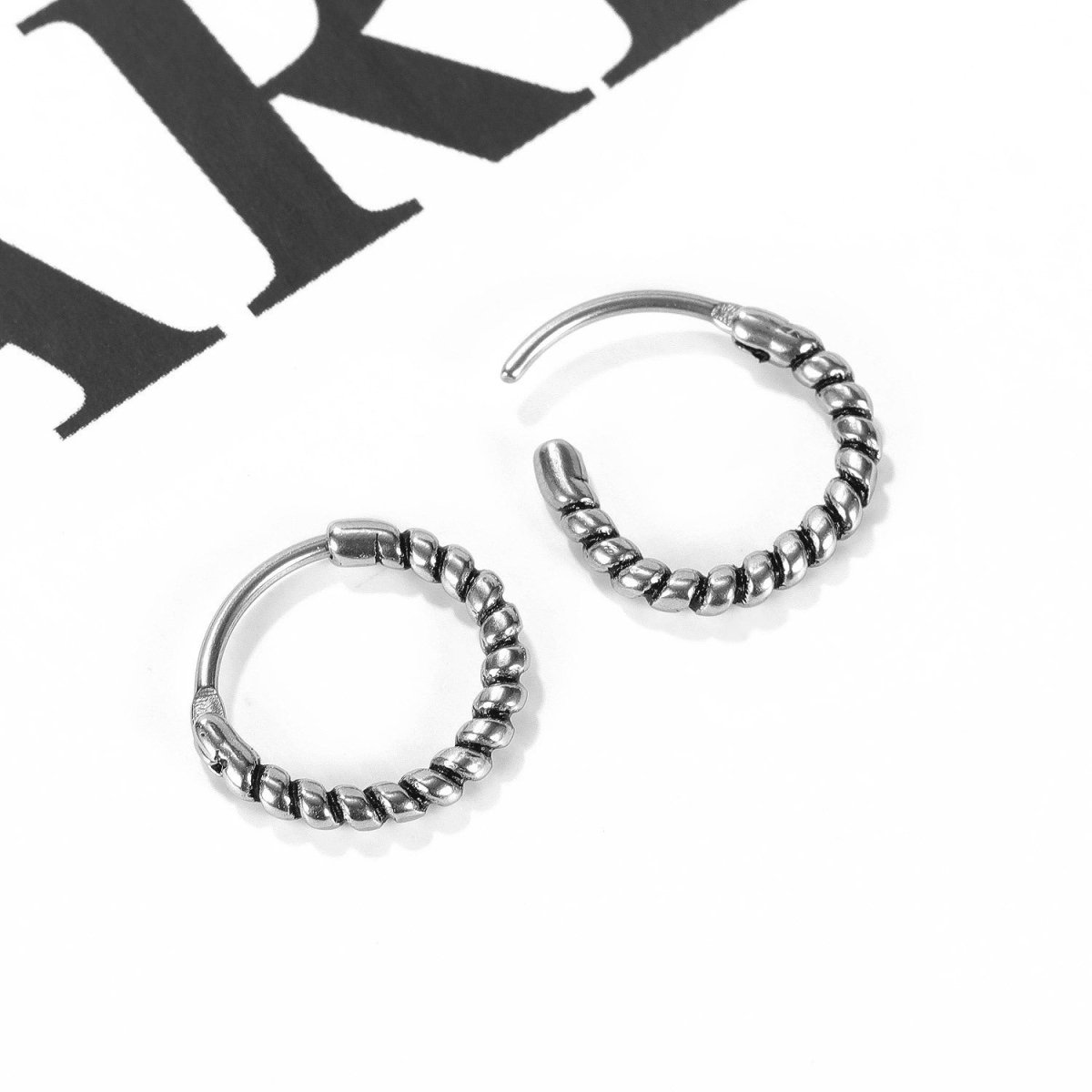 Titanium Earrings Vintage Curved Earrings-Jewearrings