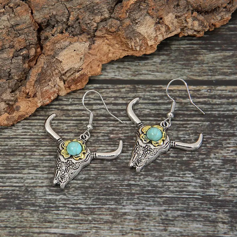 Turquoise Earrings: Horn Style-Jewearrings