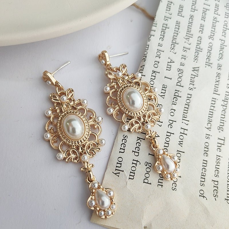 Vintage Court Baroque Pearl Earrings Silver Post-Jewearrings