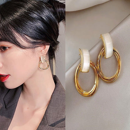 Vintage Irregular Oval Acrylic Earrings-Jewearrings