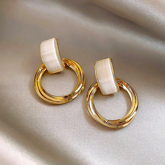 Vintage Irregular Oval Acrylic Earrings-Jewearrings