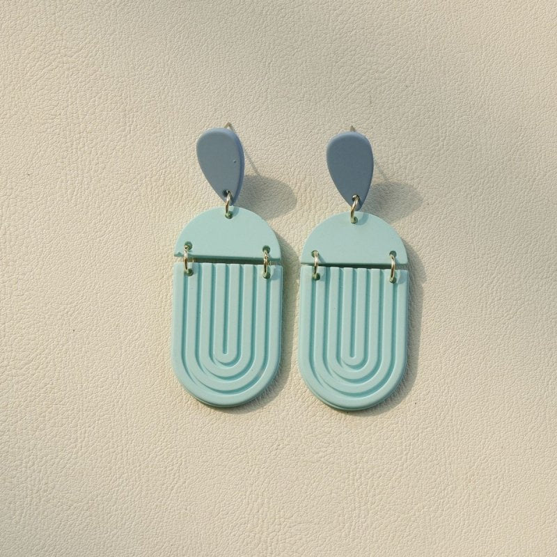 Vintage Striped Oval Exaggerated 3D Engraved Acrylic Earrings-Jewearrings