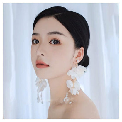 White Flower Earrings - Wedding Tassel-Jewearrings