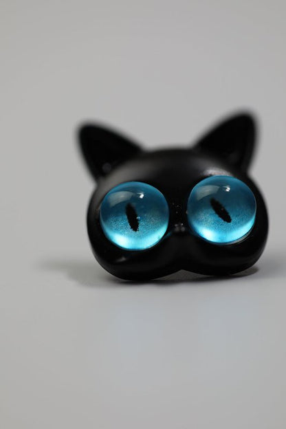 Wind-up Big Blue-eyed Cat Earrings-Jewearrings