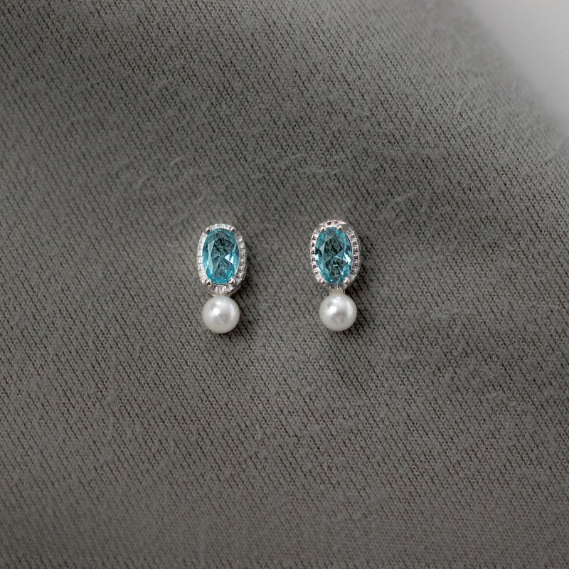 Women's Elegant Blue Diamond Synthetic Pearl Stud Earrings-Jewearrings