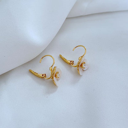 Women's Elegant Natural Shell Inlaid Zircon Earrings-Jewearrings