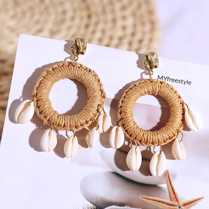 Women's Exaggerated Geometric Round Shell Rattan Earrings-Jewearrings