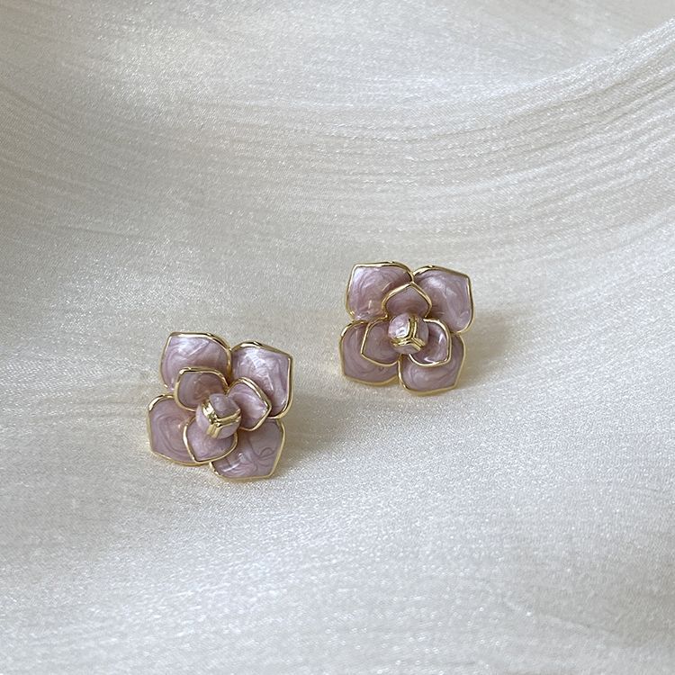 Women's Fashion Baroque Flower Pearl Earrings-Jewearrings