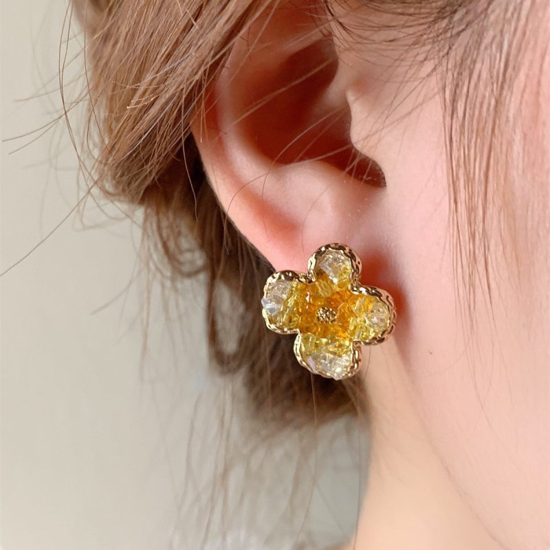 Women's Fashion Jasmine Flower Stud Earrings-Jewearrings