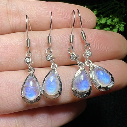 Women's Fashionable All-matching Natural Blue Moonstone Earrings-Jewearrings