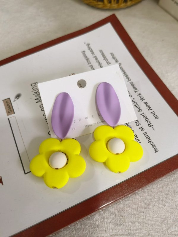 Women's Fluorescent Flower Large Exaggerated Stud Earrings-Jewearrings