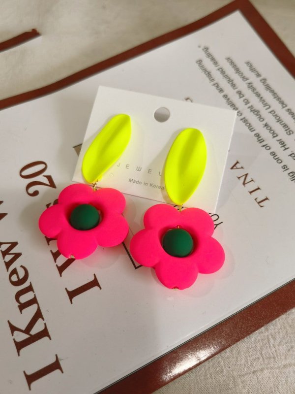 Women's Fluorescent Flower Large Exaggerated Stud Earrings-Jewearrings