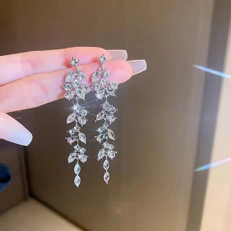 Women's Light Luxury Crystal Diamond Leaf Tassel Earrings-Jewearrings