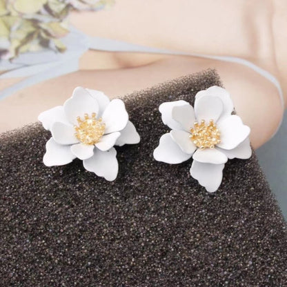 Women's Personality Creative Multi-layer Petal Flower Stud Earrings-Jewearrings