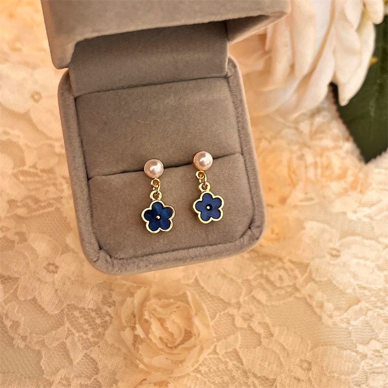 Women's Silver Needle Klein Blue Small Flower Stud Earrings-Jewearrings