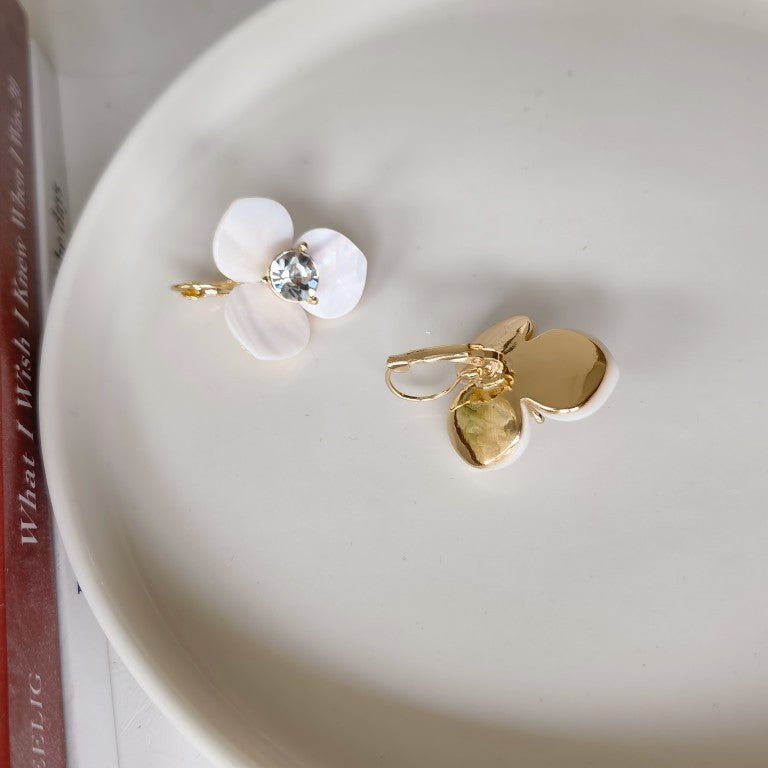 Women's Temperament Fashion Flower Shell Stud Earrings-Jewearrings