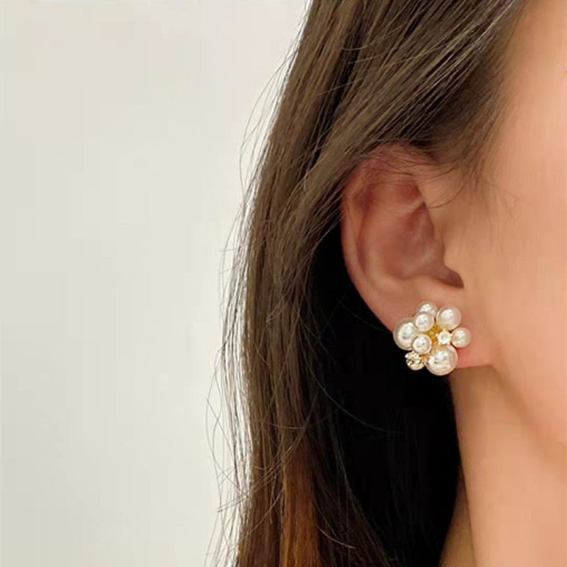 Women's Unique Design Diamond Stud Earrings-Jewearrings